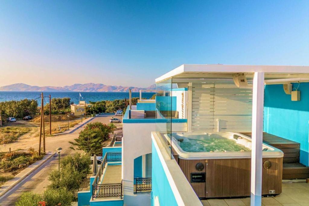 Seabreeze Villa - With Jacuzzi & Heated Pool Mastichari  Extérieur photo