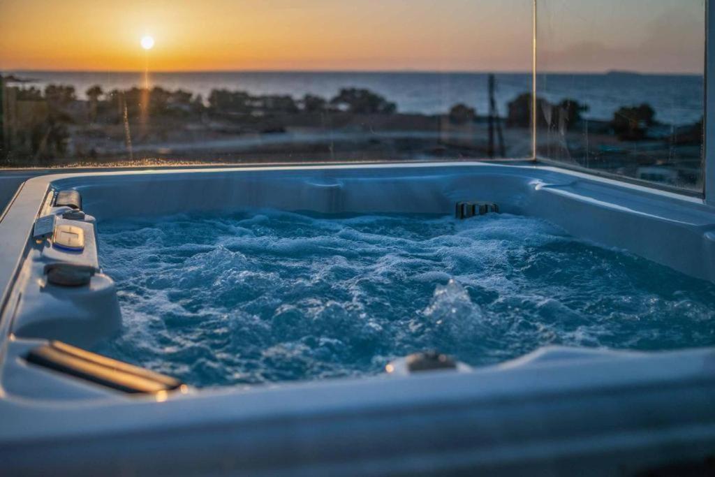 Seabreeze Villa - With Jacuzzi & Heated Pool Mastichari  Extérieur photo